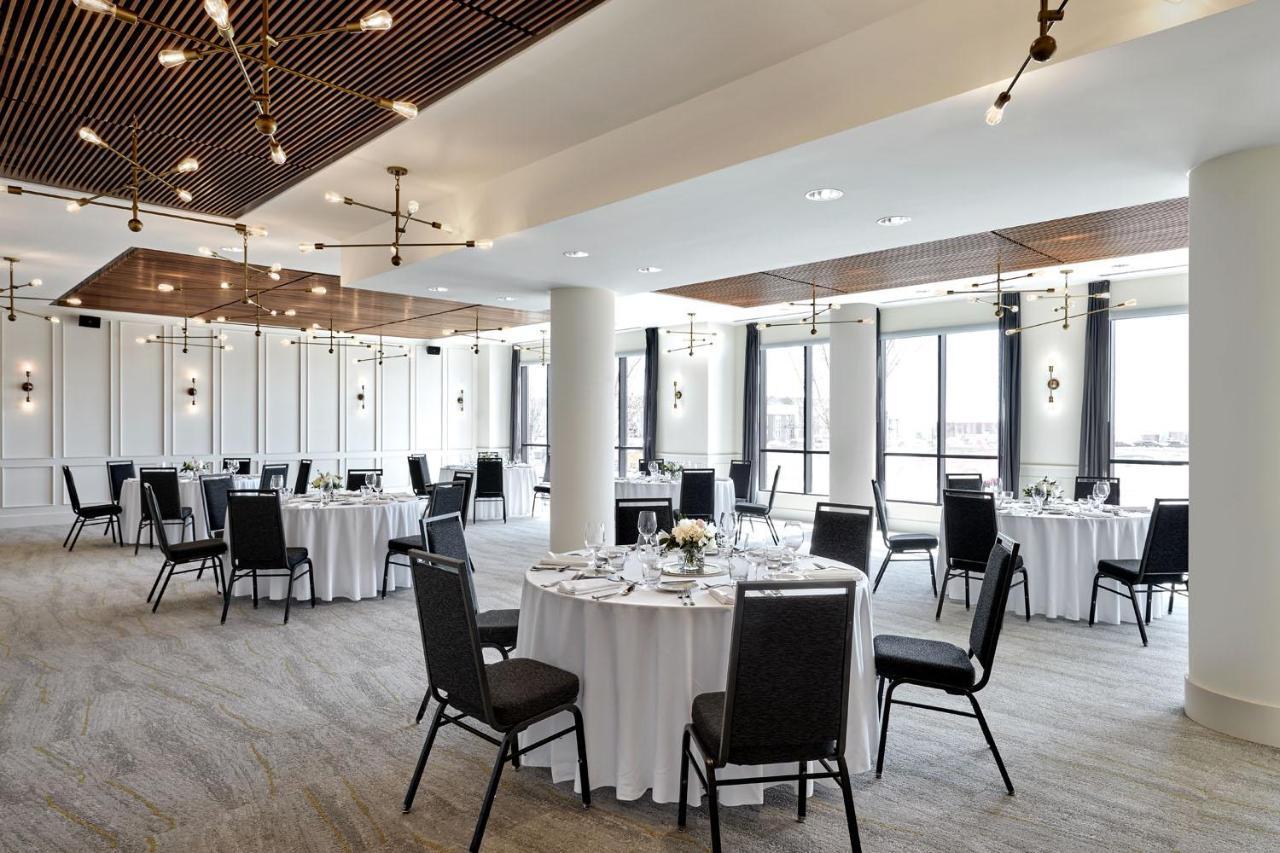 Hotel Courtyard By Marriott Calgary South Esterno foto