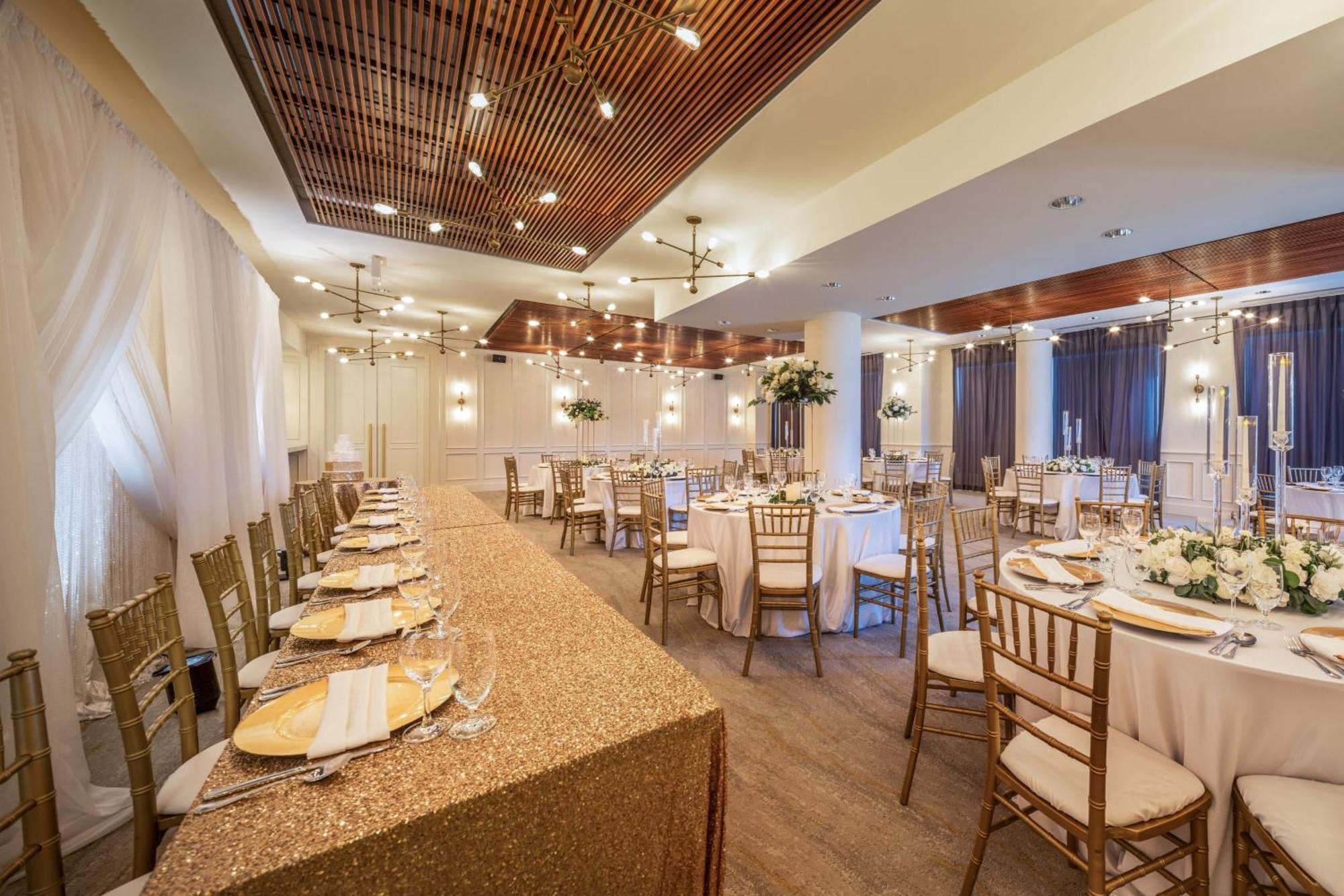 Hotel Courtyard By Marriott Calgary South Esterno foto