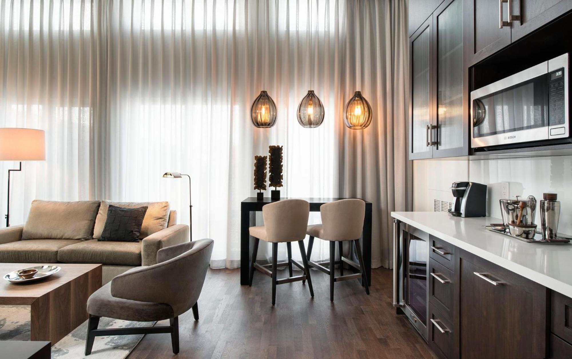 Hotel Courtyard By Marriott Calgary South Esterno foto